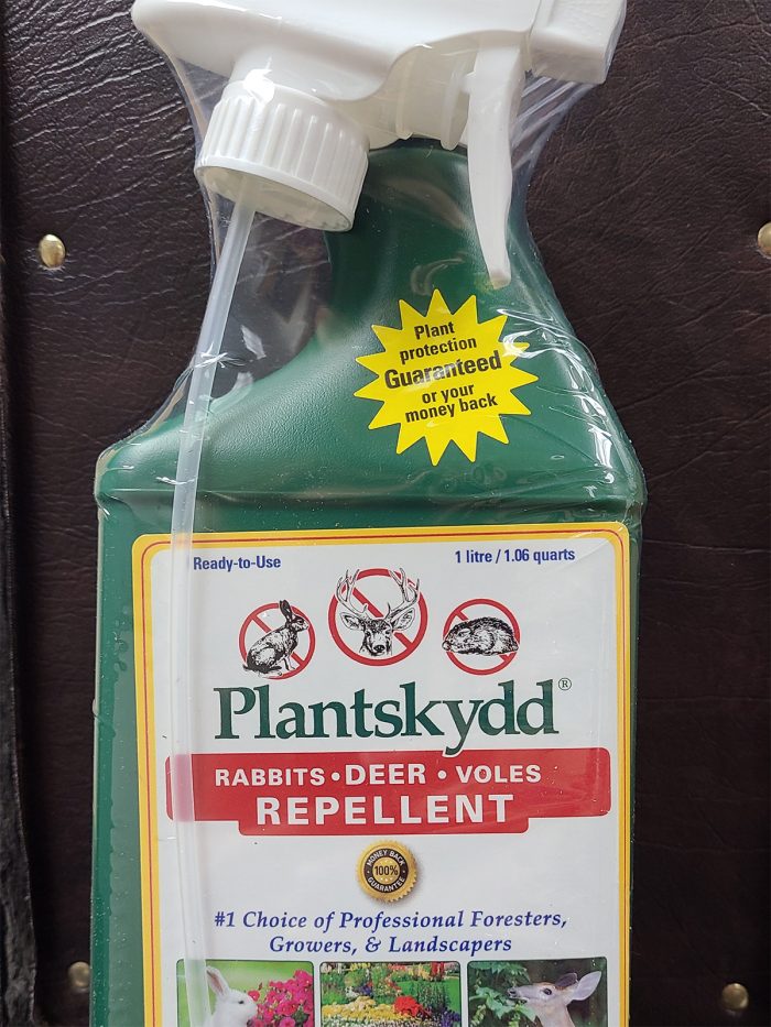 Plantskydd rabbit and deer repellant